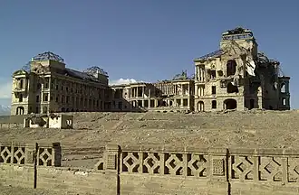 Het paleis vanuit het zuiden bekeken (2002)