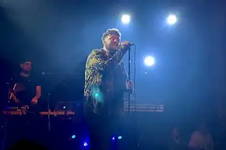 Dave Budha tijdens zijn eerste solo-optreden in Paradiso