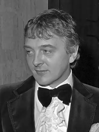 David Hemmings (1976)