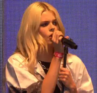 Davina Michelle tijdens Pinkpop 2019