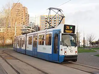 Lijn 24 bij het eindpunt De Boelelaan / VU.