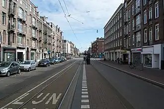 De Clercqstraat, ter hoogte van de tramhalte Bilderdijkstraat