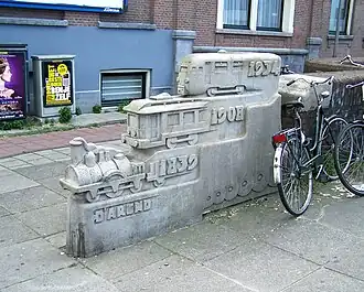 De ontwikkeling van de locomotief, ontworpen door Piet Kramer, uitgevoerd door Hildo Krop