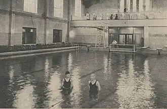 Bad- en zweminrichting 'De Overdekte' in 1937