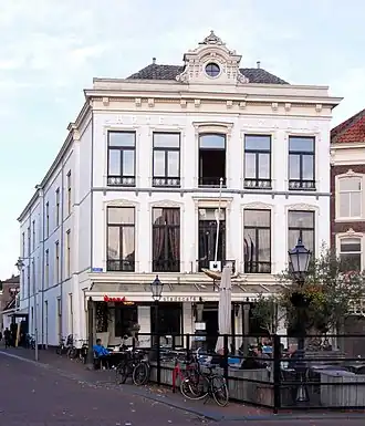 Hotel De Zalm aan de Markt te Gouda anno 2011