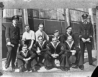 De bemanning van Hr.Ms. Buizerd in 1943