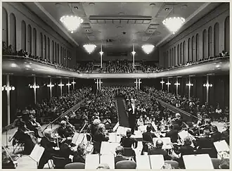 Vandernoot dirigeert (Concertgebouw Haarlem, 1976)