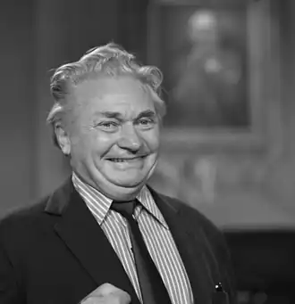 Cees Schouwenaar als Henk J. Pal in De lachende scheerkwast in 1981