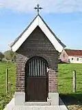 Wegkapel van 1924, gewijd aan Onze-Lieve-Vrouw van Lourdes