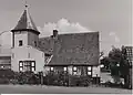 Raesboomkapel en dorpswoning