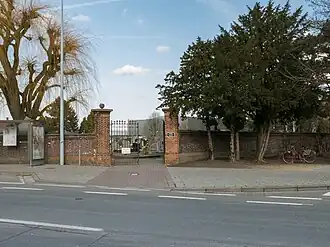 Toegang tot de begraafplaats