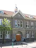 Schoolgebouw van de Delftsche Schoolvereeniging, voormalig weeshuis