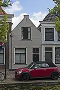 Woonhuis uit de 19e eeuw of eerder, in traditionele vormen.