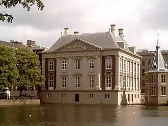 Mauritshuis (met Van Campen)