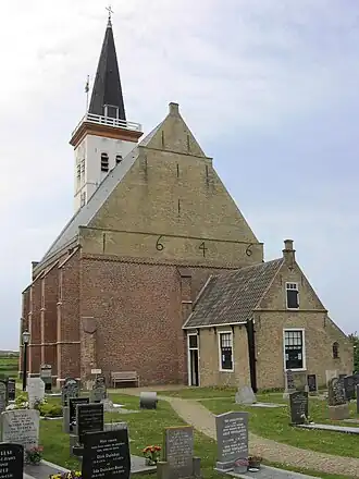 Begraafplaats en aanbouw aan de kerk