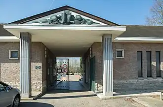 Toegang tot de begraafplaats