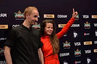 Zujevas (links) en Ivanovskaja (rechts) tijdens het Eurovisiesongfestival 2017