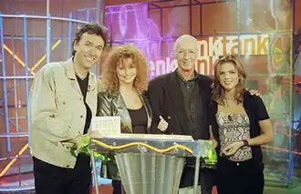 Tweede van links - Denktank in 1998