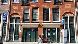 Ondergevel huisnummers 117-119