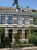 Onderdeel van een bouwblok van negen woningen