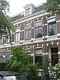 Onderdeel van een woonblok van zes woningen