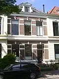 Onderdeel van een blok van 10 herenhuizen