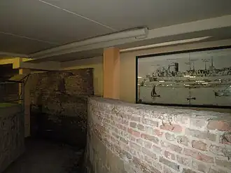 Restanten van de fundering in de parkeergarage