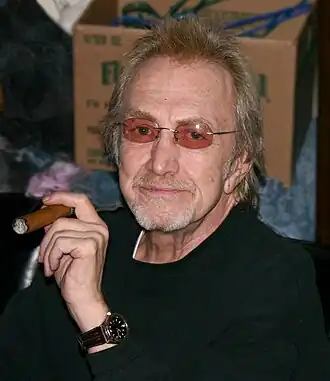 Martin, 2004