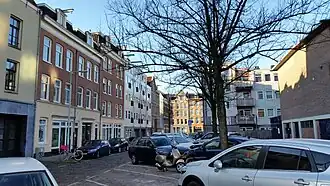 Inkijk in de Deymanstraat vanaf de Wibautstraat (februari 2019)