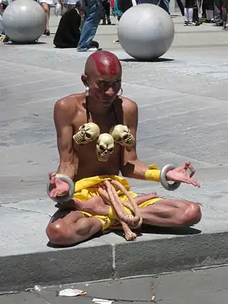 Cosplayer Dhalsim tijdens FanimeCon 2010.