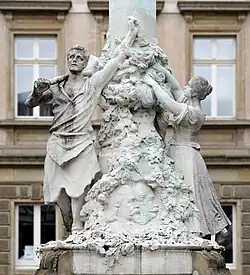 Detail met de portretten van Dicks en Lentz