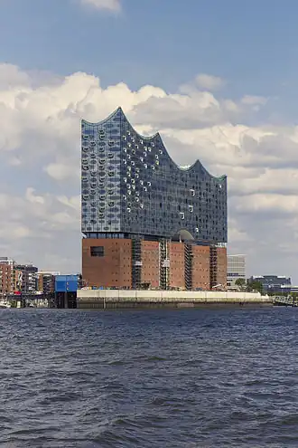 Elbphilharmonie in juli 2015