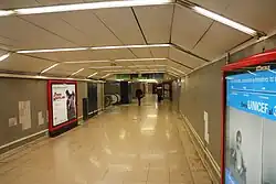 De overstaptunnel tussen de lijnen 5 en 6