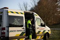 Vrijwilliger met vangnet