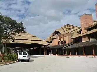 Het hoofdgebouw van Disney's Animal Kingdom Lodge