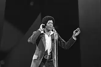 Dobie Gray tijdens het Grand Gala du Disque Populaire 1974