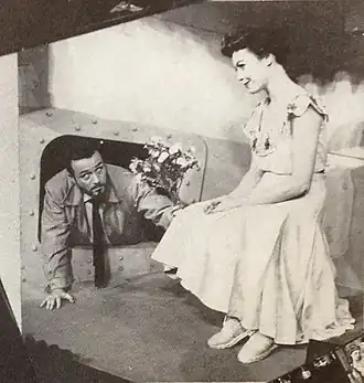 William Johnson en Judy Tyler in the Broadway-productie van Pipe Dream (1955)