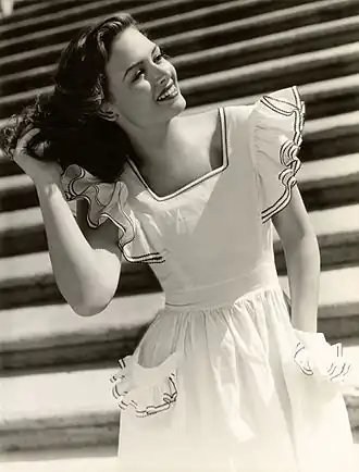 Promotiefoto van Donna Reed voor See Here, Private Hargrove, 1944