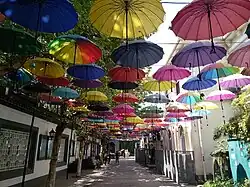 Chinese paraplus in een doorkijkje in 1912, Qinhuai, Nanjing.