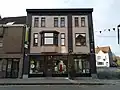 Winkel-woonhuis