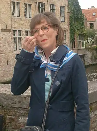 Ann Tuts als Doortje Van Hoeck