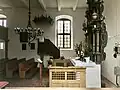 Interieur van dit kerkje, deels vroeg 17e-eeuws