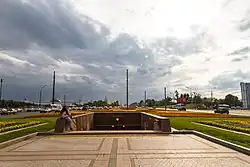 De ingang in de middenberm gezien uit het oosten