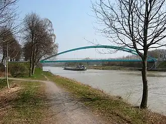 Brug over het Dortmund-Eemskanaal bij Senden
