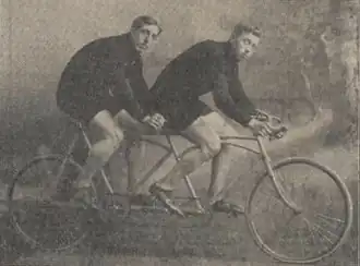 Dorus Nijland (links) en Ko Brunt omstreeks 1910