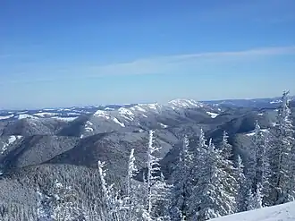 De berg Dovboesjanka.