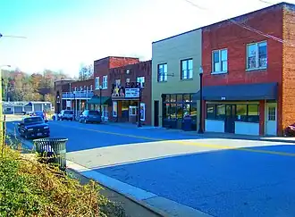 Straat in het centrum van Stuart