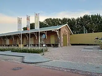 Ingang Loods20 met daarin Draaiorgelmuseum Helmond en het EDAH musum