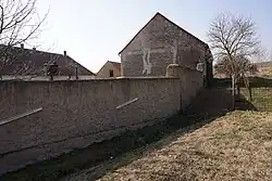 Boerderij aan de noordwestkant van het dorp