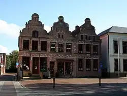 "Dree Süsters" (Drie Zusters)